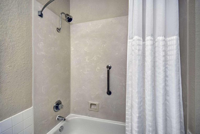 Bathroom 4, Studio 6 Houston, TX - Westchase, Houston