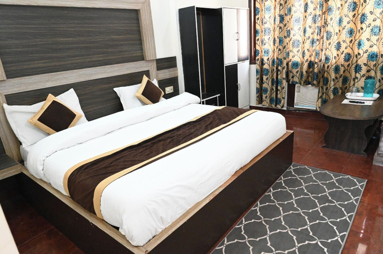 Bedroom, Hotel Sai Sunder inn, Reasi