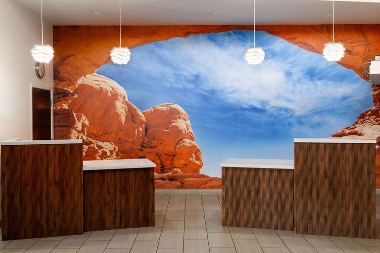 Public Area 2, Wingate by Wyndham Cedar City, Iron