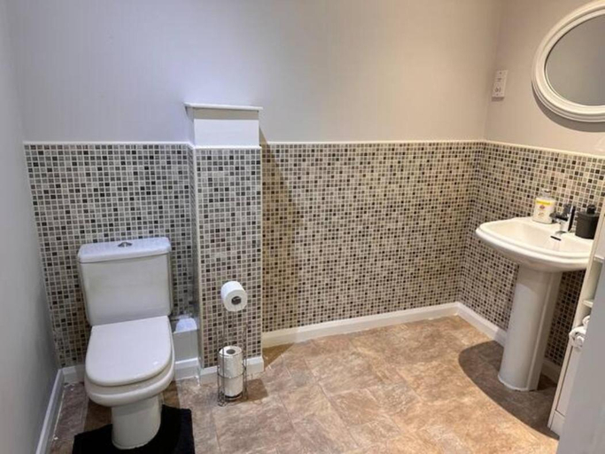 Bathroom, Crystal Home, Manchester
