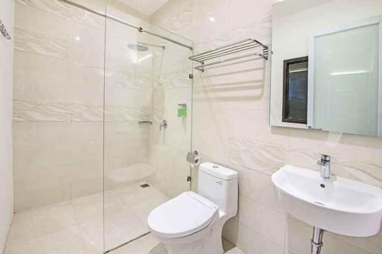 Bathroom 12
