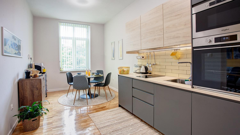 Others 4, Artiesta - 7 apartments in Sofia City Center, Stolichna