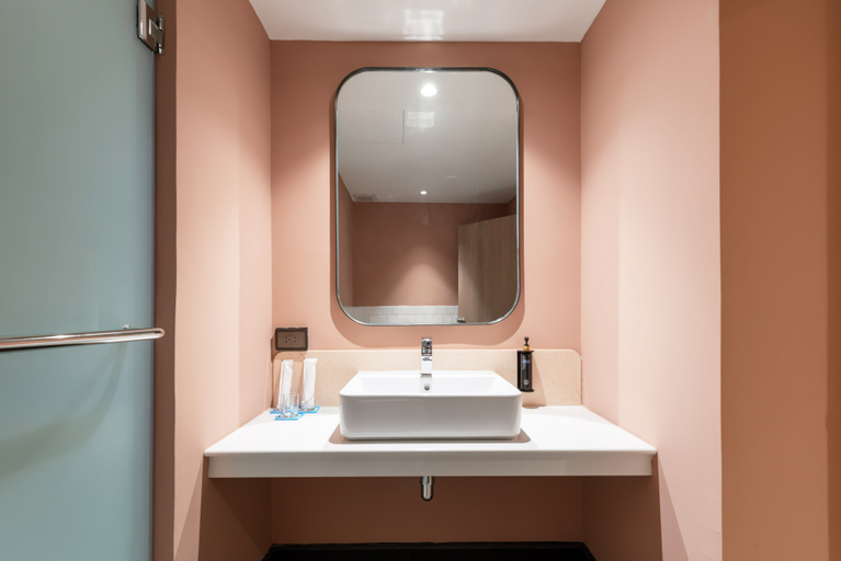 Bathroom 5, The Cotton Saladaeng Hotel, Bang Rak