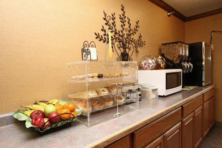 Food & Drinks 5, New Victorian Suites, Lancaster