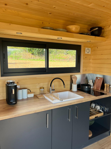 Others 5, La tiny house sainte victoire, Bouches-du-Rhône