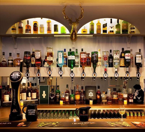 Food & Drinks 5, Loch Maree , Highland