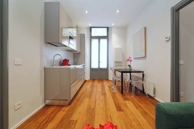 Others 5, Stylish 2BR flat in the city centre, Milano