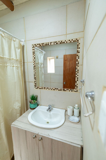 Bathroom 5, Casa Sutar 6, El Loa