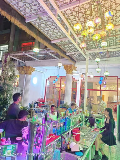 Food & Drinks, MaHaNa Hostel & Beach Bar Pattaya, Pattaya