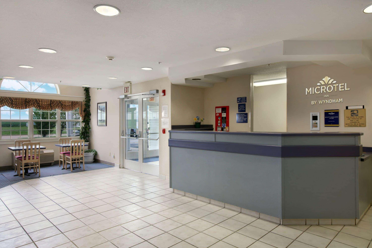 Public Area 2, Microtel Inn by Wyndham Champaign, Champaign