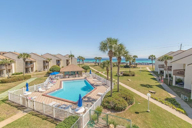 Exterior & Views 2, Blue Surf 17B, Walton