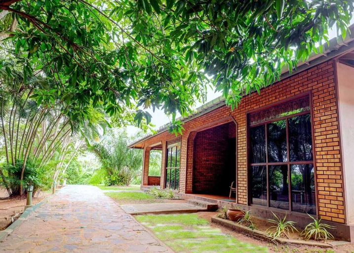 Exterior & Views 2, Kumudu Valley Resort, Wennappuwa
