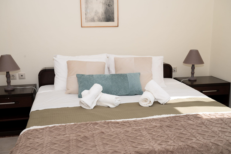 Room 4, Evia Summer Home Near the Sea-up to 11 Guests, Central Greece