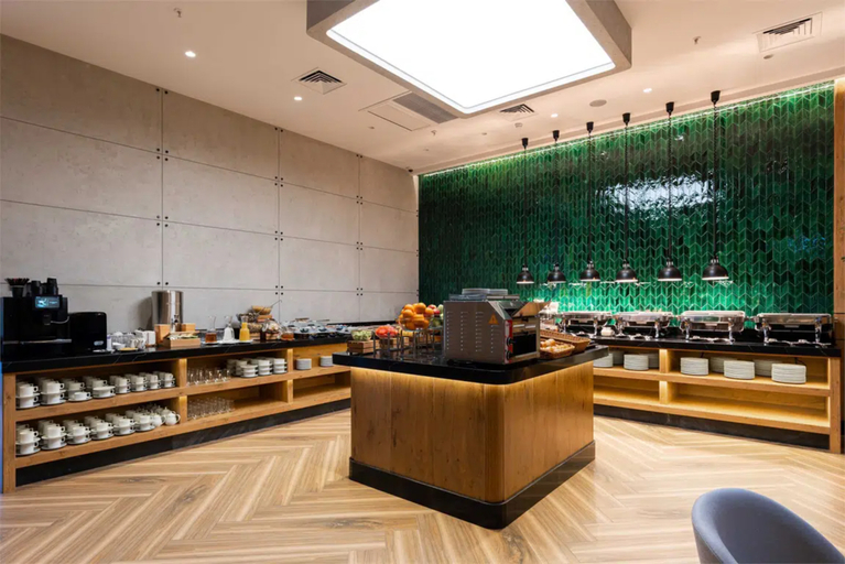 Food & Drinks 5, The Elements Hotel, Toshkent