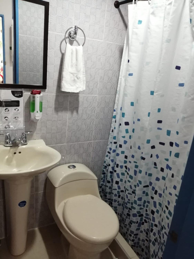 Bathroom 2, hospedaje casa de niebla, Salento
