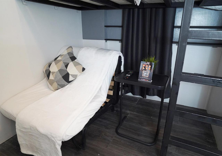 Bedroom 2, mySTAY Hotel BGC South, Taguig