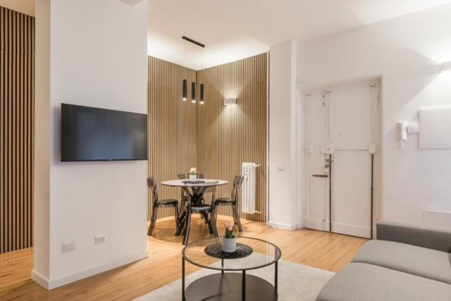 Others 5, THE FIFTH Properties, Rome