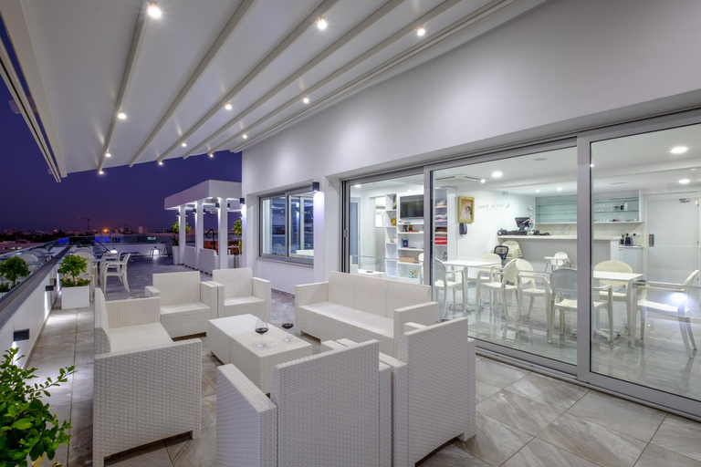 Food & Drinks 5, Art & Wine Studios And Apts, Larnaca