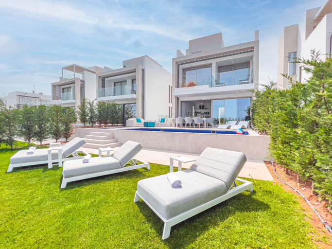 Others 3, Azure Seaview - Jade Villa