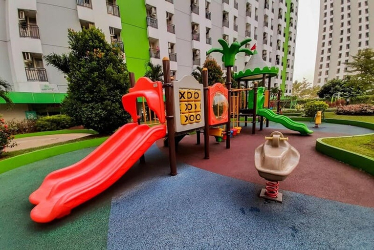 Family & Kids, Apartement Green Lake View Ciputat By NamRoom, Tangerang Selatan