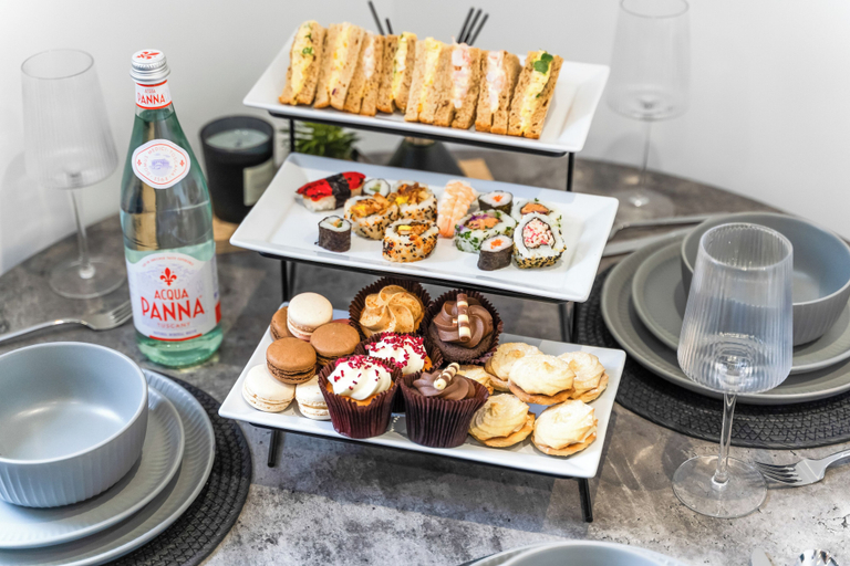Food & Drinks 5, Luxury Leicester City Apartment, Leicester