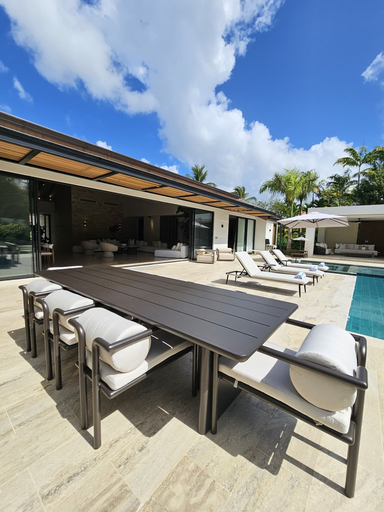 Room 4, Los Lagos 82 in Casa De Campo, La Romana