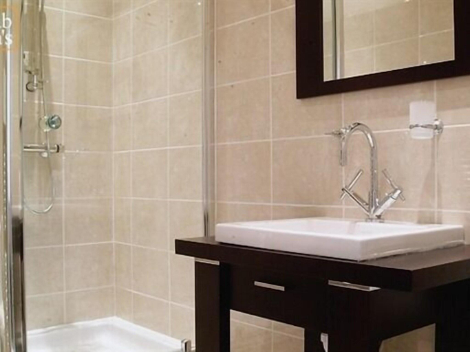 Bathroom, Rab Ha's, Glasgow