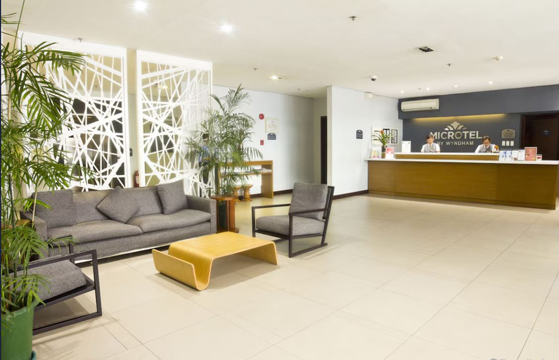 Public Area, Microtel By Wyndham Acropolis, Quezon City