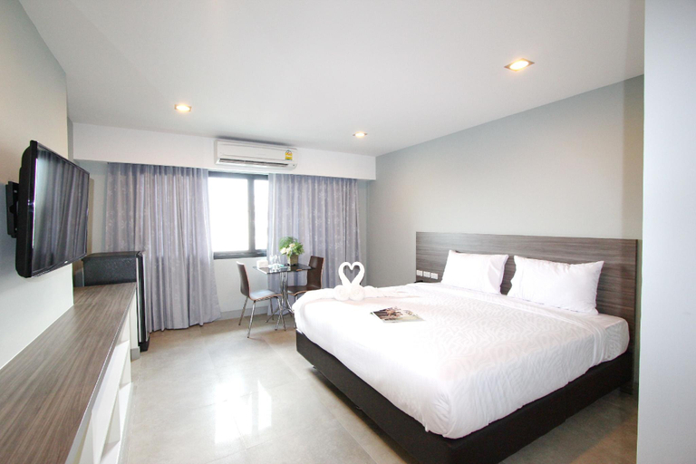 Bedroom 12