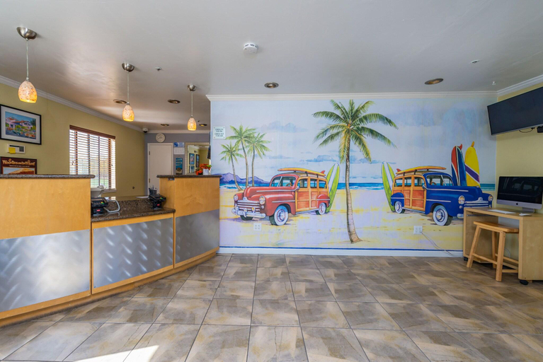 Public Area, Ocean Pacific Lodge, Santa Cruz