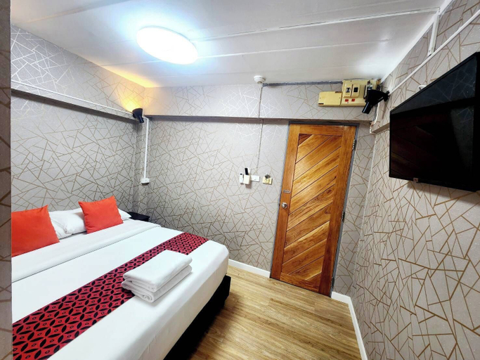 Bedroom 12