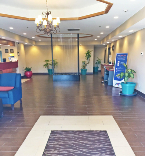 Public Area 2, Comfort Inn & Suites Klamath Falls, Klamath