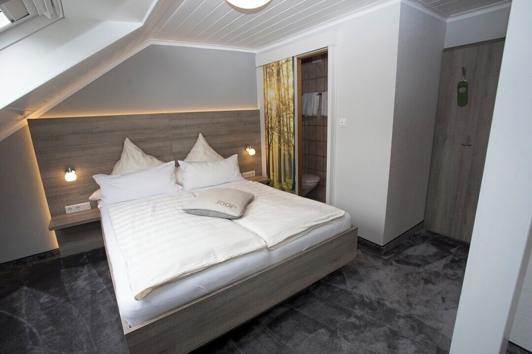 Bedroom 3, Hotel Forsthaus, Hochsauerlandkreis