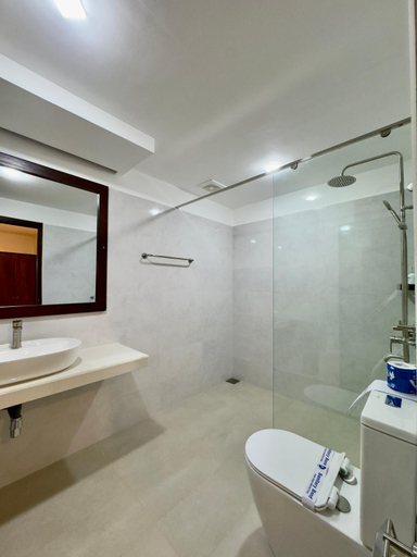 Bathroom 4, Sevonra Garden, Habaraduwa