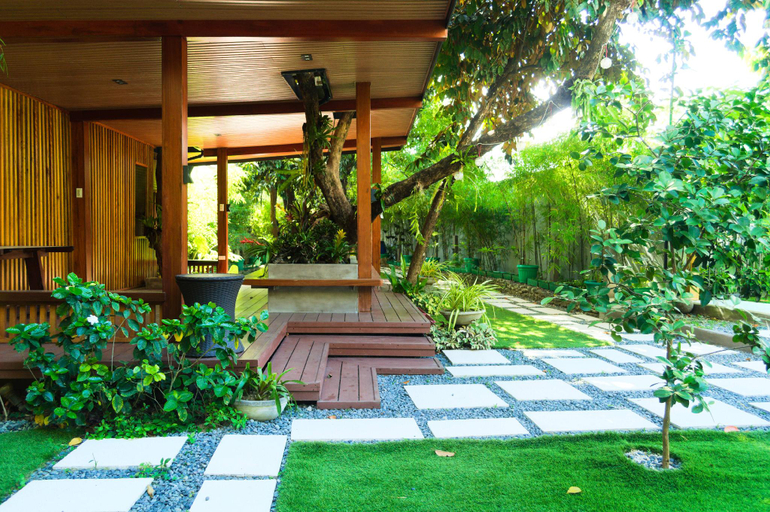 Others 3, Silong: The Modern Bahay Kubo, Quezon City