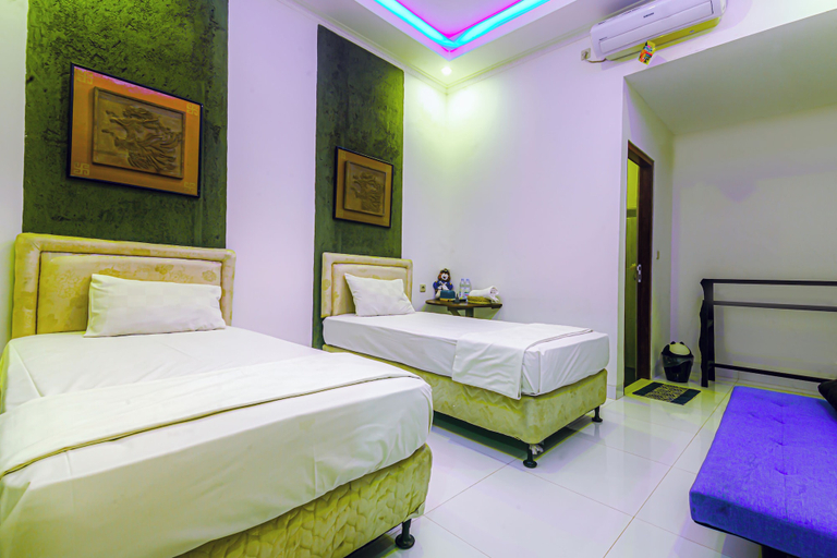 Others 3, Morobudur Guesthouse, Magelang