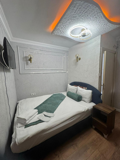 Others 5, Pembe Kosk Old City Center, Fatih