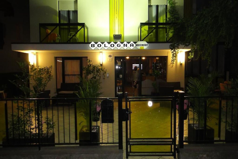 Exterior & Views 2, Hotel Bologna, Rimini