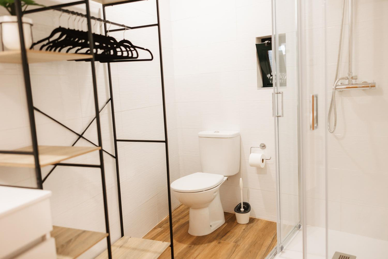 Others 5, Alvarenga Apartments, Arouca