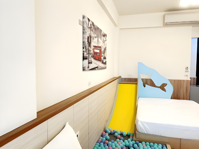 Others 4, Happiness Yes Inn, Yilan