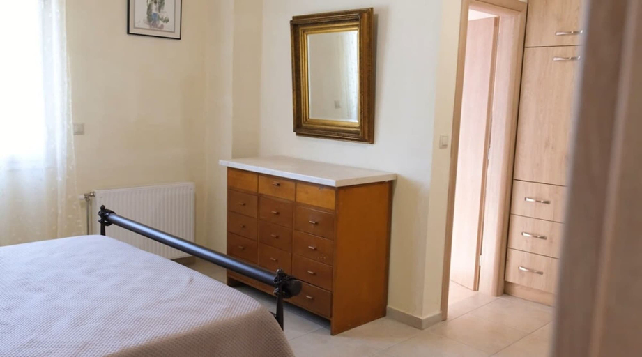 Room 5, Evia Summer Home Near the Sea-up to 11 Guests, Central Greece