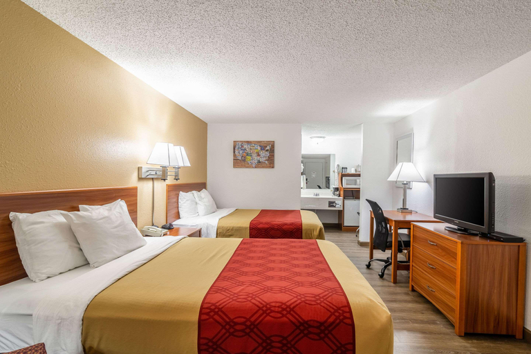 Bedroom 3, Econo Lodge Miles City, Custer