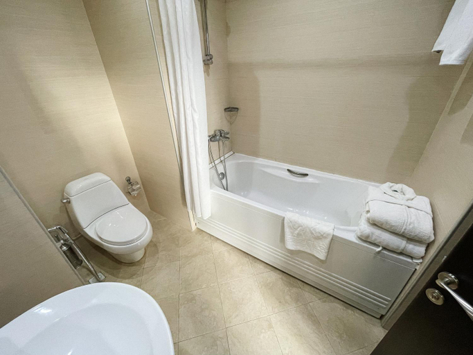 Bathroom 4, Austin Hotel Baku, Baku