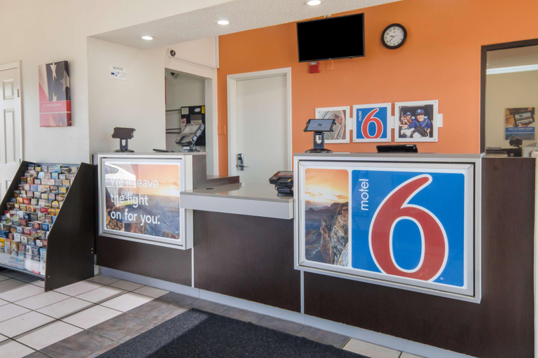 Public Area 2, Motel 6 Duncanville, TX - Dallas, Dallas