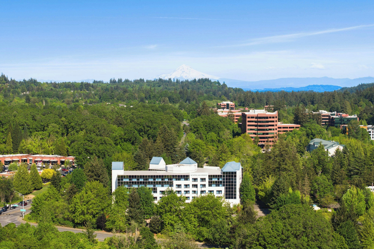 Exterior & Views 2, AC Hotel by Marriott Portland Lake Oswego, Clackamas
