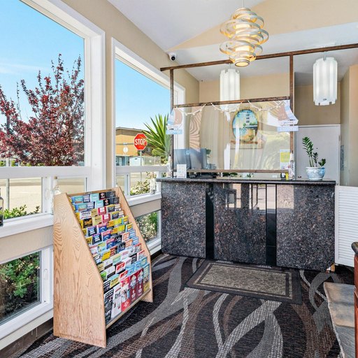 Public Area 3, Pacific Shores Inn, San Luis Obispo