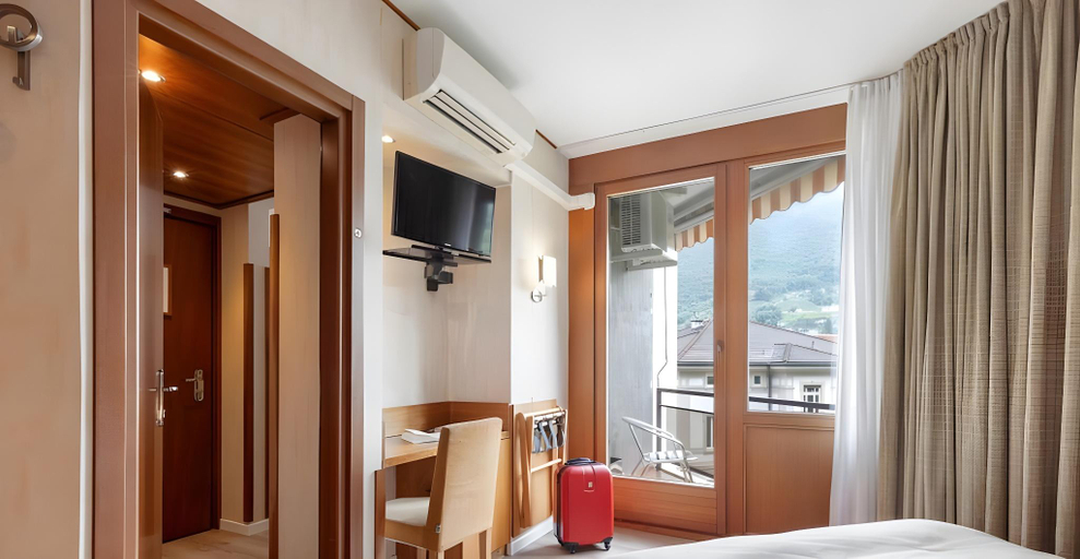 Bedroom 2, Hotel Delfino Lugano, Lugano