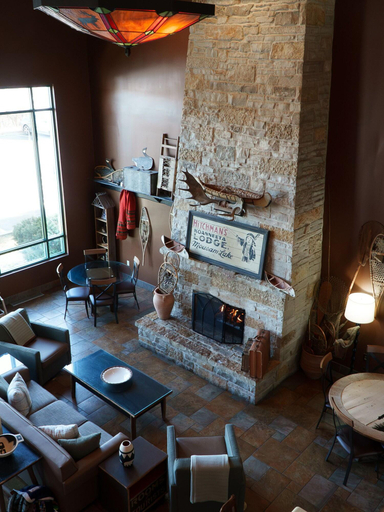 Public Area 3, Wildwood Lodge Pewaukee, Waukesha