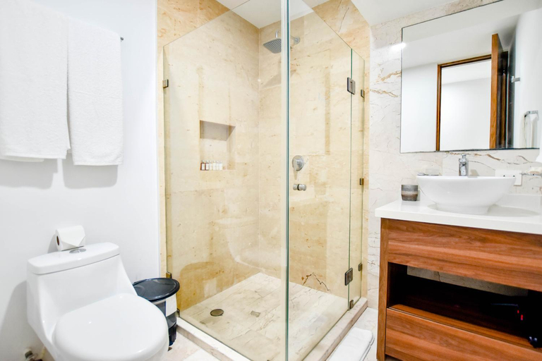 Bathroom, OP downtown studio by Casago, Cozumel