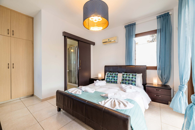 Room 4, Villa Anna Maria in Ayia Napa